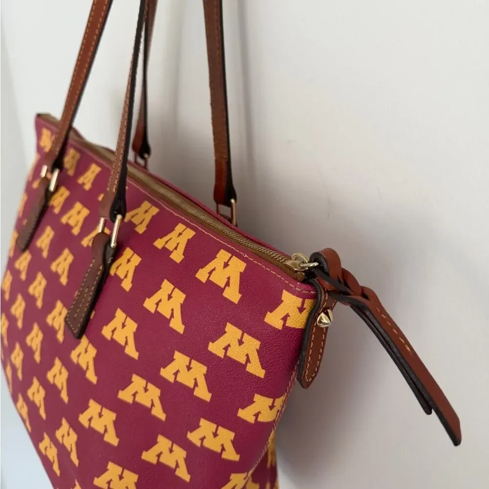 Dooney and Bourke University of Minnesota tote Collegiate Colection